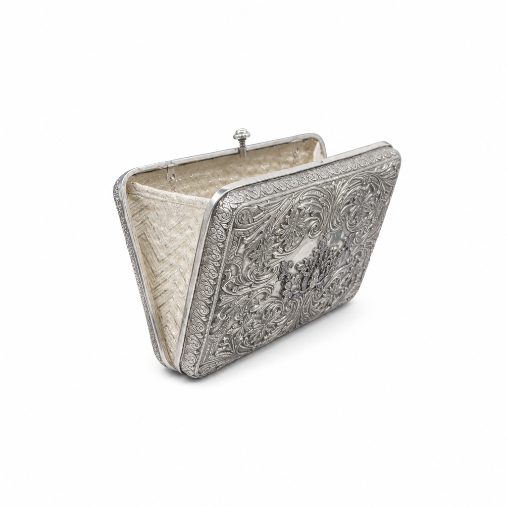 The Silver Garden Clutch